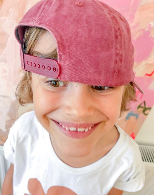 Party Bear Hat - washed maroon